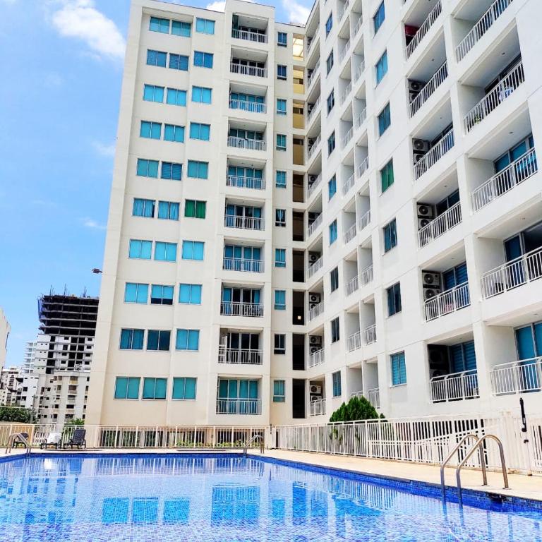 Apartamento de tres habitaciones - Three-Bedroom Apartment - 7