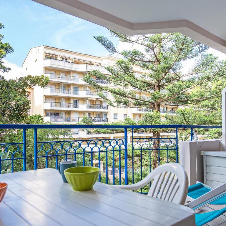 "Aux Rivages du Parc" Plein Centre, Calme, Plage - Appartement 1 Chambre - 2