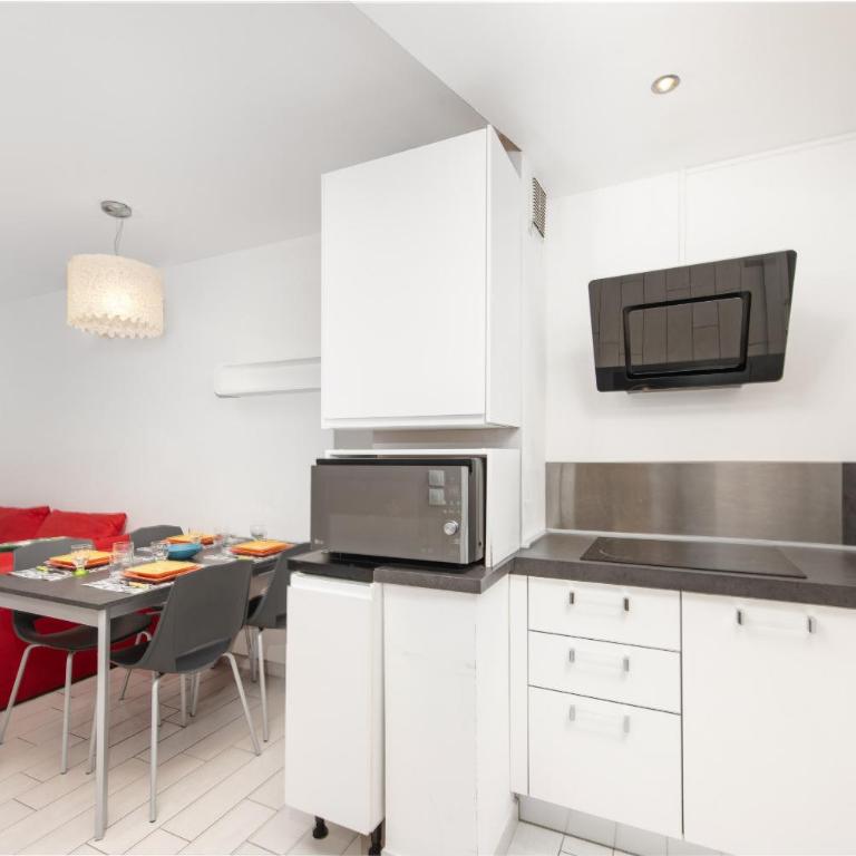 "Aux Rivages du Parc" Plein Centre, Calme, Plage - Appartement 1 Chambre - 5