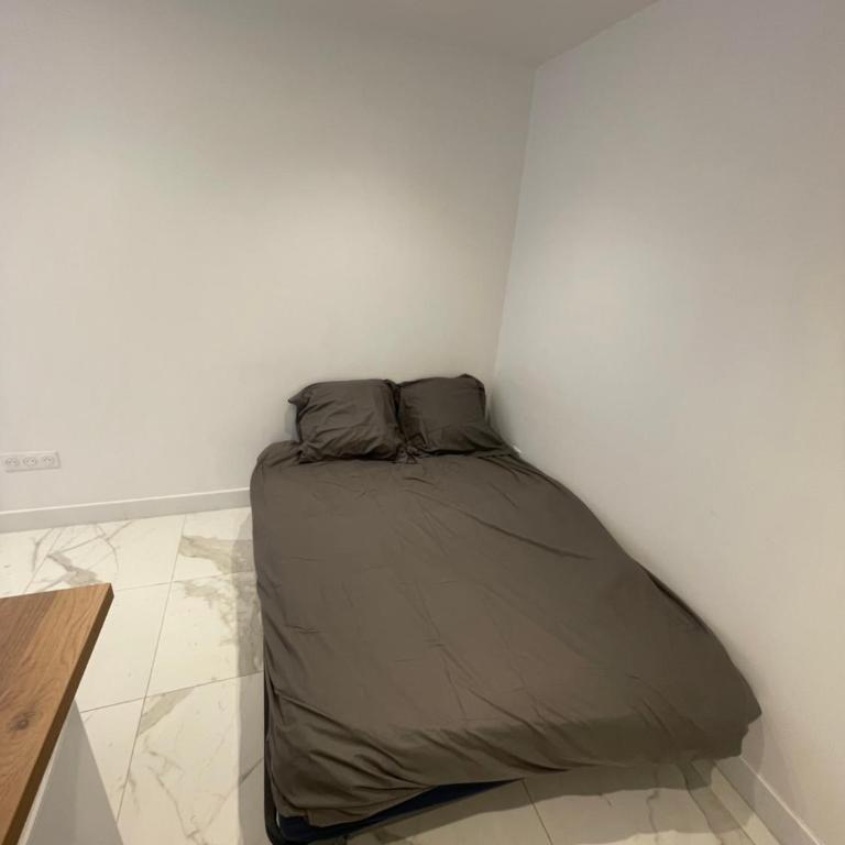 Appartement au rez de chaussée pres de gare de lyon - Appartamento con 1 Camera da Letto - 15
