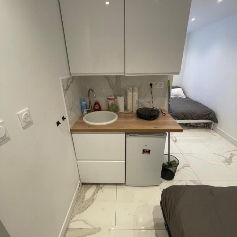 Appartement au rez de chaussée pres de gare de lyon - Appartamento con 1 Camera da Letto - 17