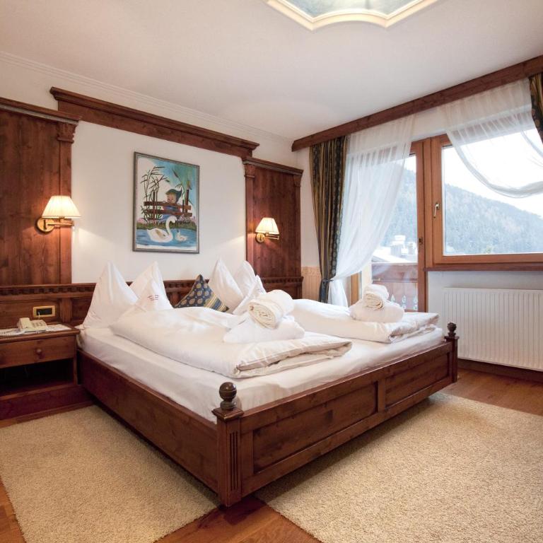 Hotel Garni Concordia - Dolomites Home - Camera Matrimoniale Comfort con Vista Montagna - 7