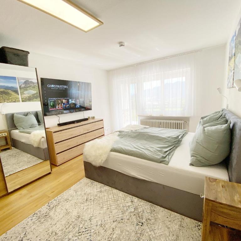1-Zi-Ferienwohnung Säulingsblick - Apartment mit 1 Schlafzimmer - 24
