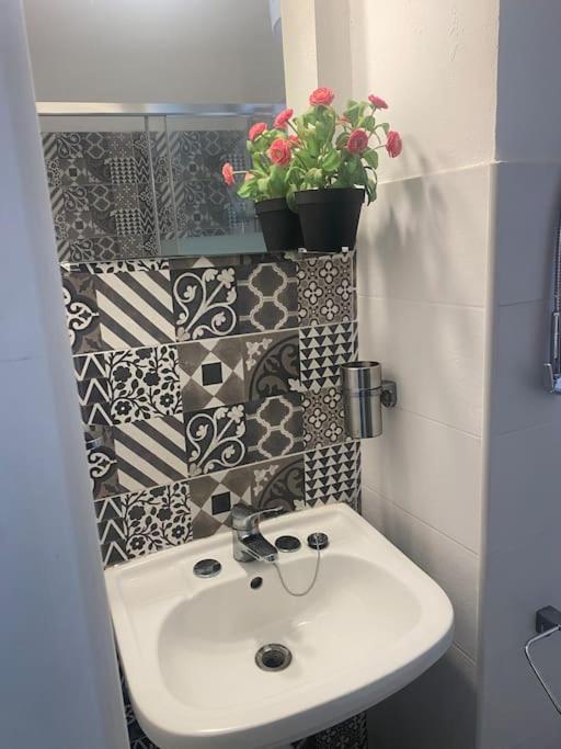 Arethusa Loft - One-Bedroom House - 21