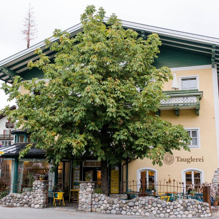 Tauglerei Appartement Hagebutte - Apartment mit 2 Schlafzimmern und Bergblick - 2