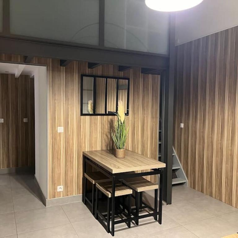 Cannes, Loft 6 couchages proche centre et plages - Two-Bedroom Apartment - 3