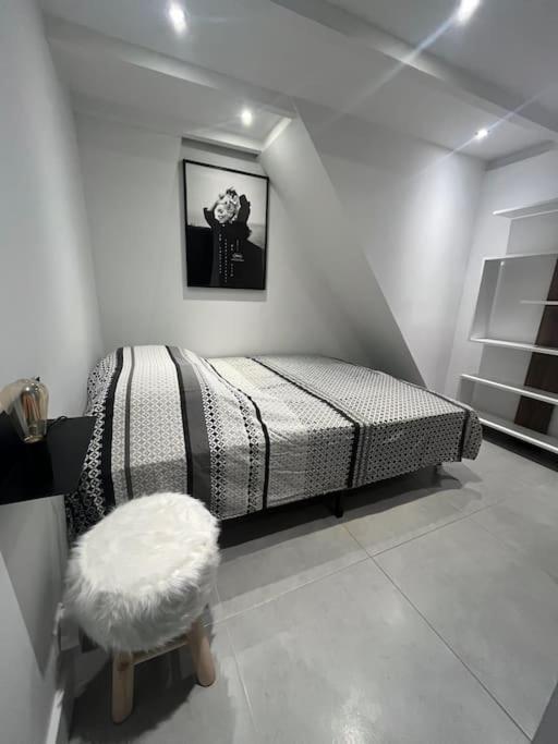 Cannes, Loft 6 couchages proche centre et plages - Two-Bedroom Apartment - 7