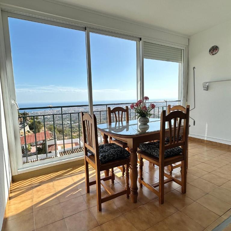 EL PARAISO, Apartamento en Mijas Pueblo con bonitas vistas a la costa y con piscina - Apartamento de 1 dormitorio - 2