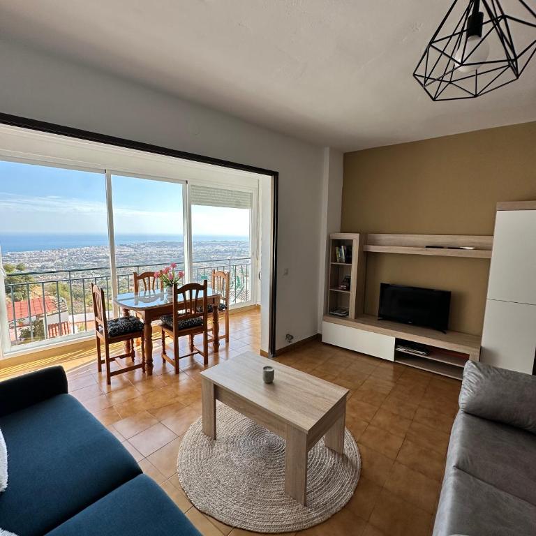 EL PARAISO, Apartamento en Mijas Pueblo con bonitas vistas a la costa y con piscina - Apartamento de 1 dormitorio - 1