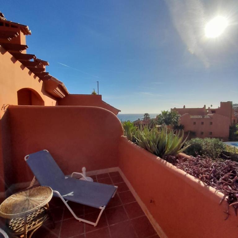 APARTAMENTO DUPLEX con piscinas y MARAVILLOSAS VISTAS AL MAR - Apartamento de 2 dormitorios - 5
