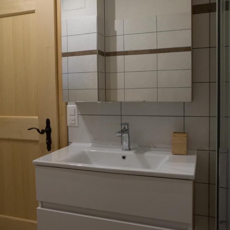 OldSwissHome - Apartment mit 2 Schlafzimmern - 15