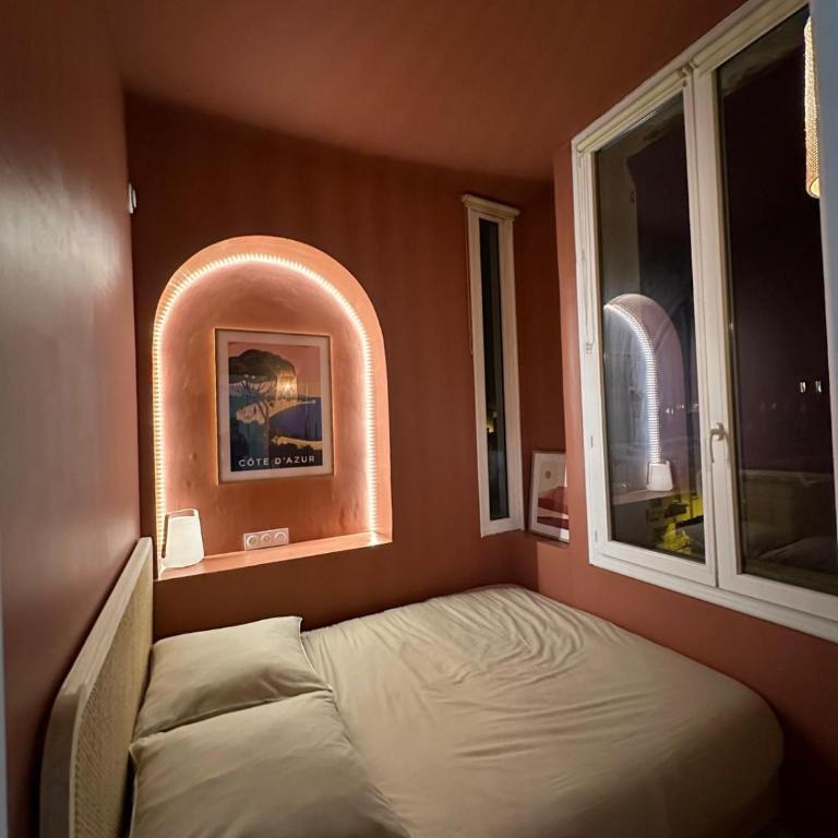 Studio Cocon - Entièrement rénové - 4 couchages - 600m de la Gare de Cannes - Appartement 1 Chambre - 10