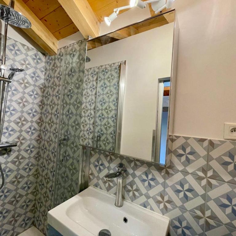Le Tout Schuss Chalet, SPA Privé, piste de ski à 100m - Chalet - 10