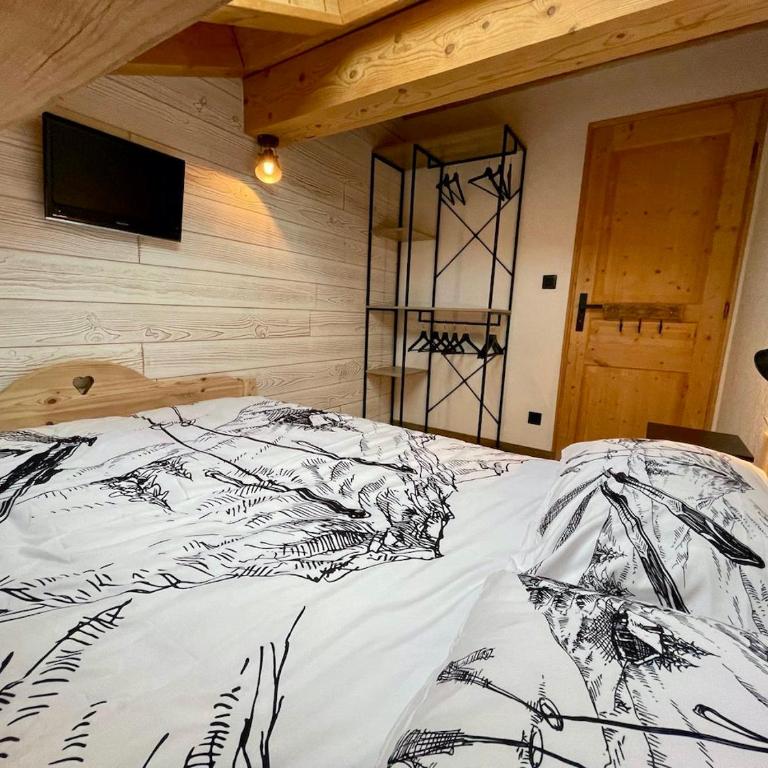 Le Tout Schuss Chalet, SPA Privé, piste de ski à 100m - Chalet - 21