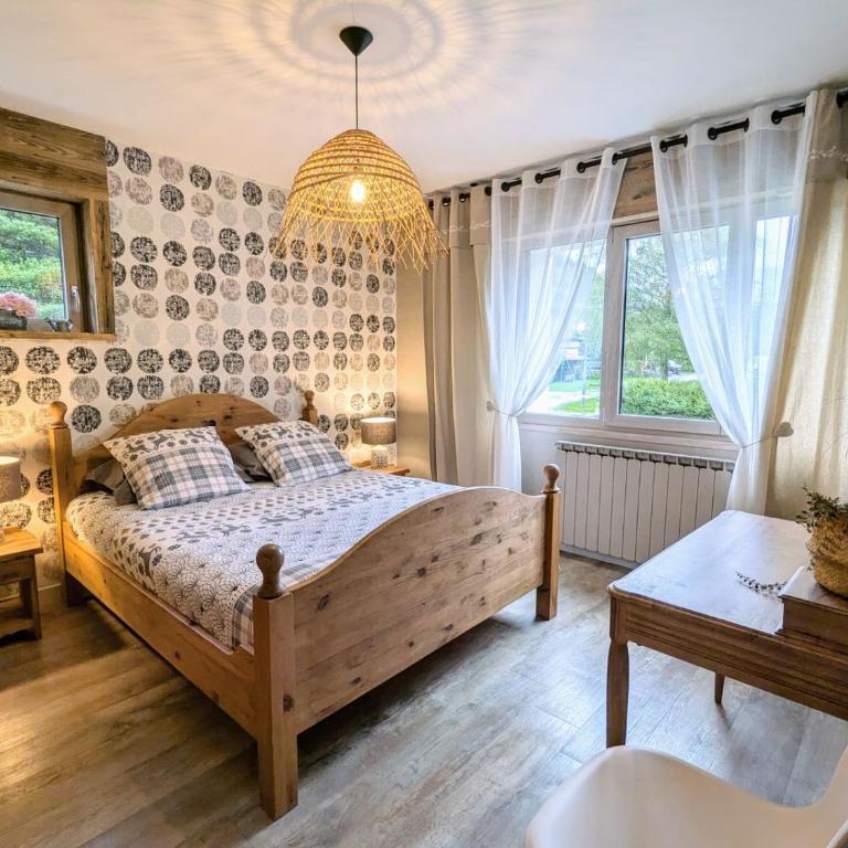 LE VERTBRUCHE - Gîte avec superbe vue pour 15 pers - Maison 6 Chambres - 18