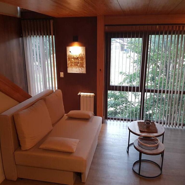 Excelente departamento dúplex de 3 ambientes con 2 dormitorios y 2 baños - Apartamento de 2 dormitorios - 15
