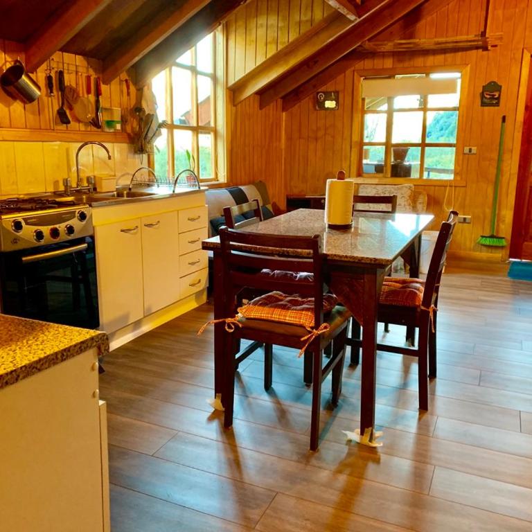 Las Cabañas del Lodge - Three-Bedroom Apartment with Mountain View - 5