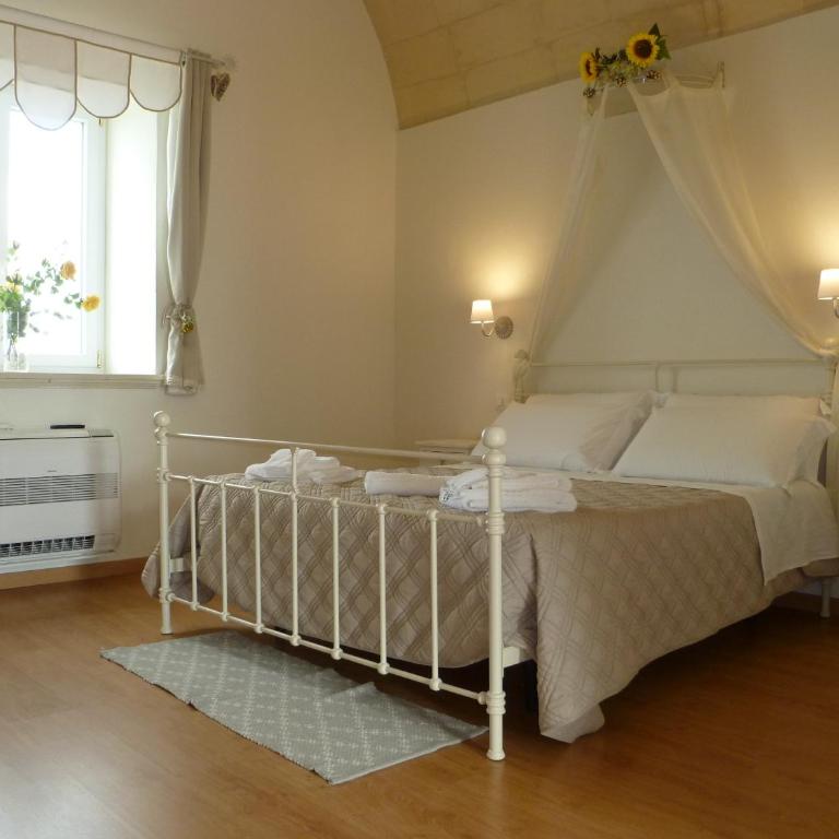 Casale 1821 - Ampia Camera Matrimoniale - 2