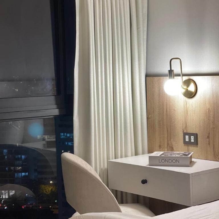 Suite de Estreno y Vista Panorámica en San Isidro - Suite Familiar - 5