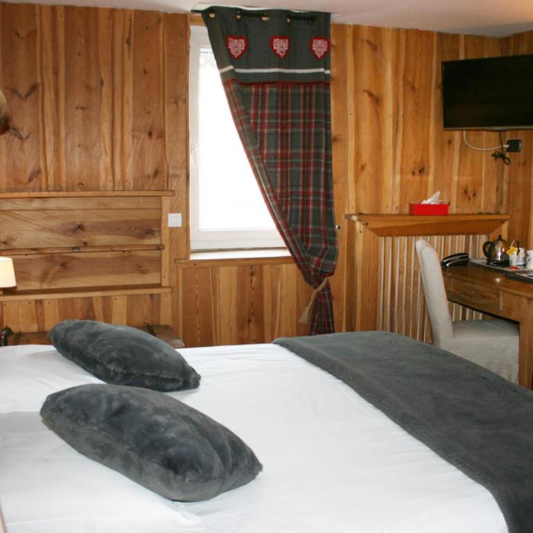 Logis Hôtels de la Chaussée - Chambre Double ou Lits Jumeaux - 16