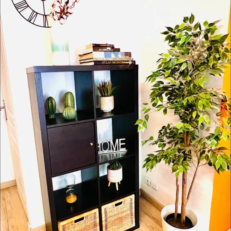 BEAU T3 NEUF PROCHE VIEUX-PORT A LA PLACE CORDERIE - Appartement 2 Chambres - 7