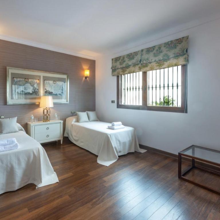 Villa piscina privada, vistas al mar y montaña - Villa - 24