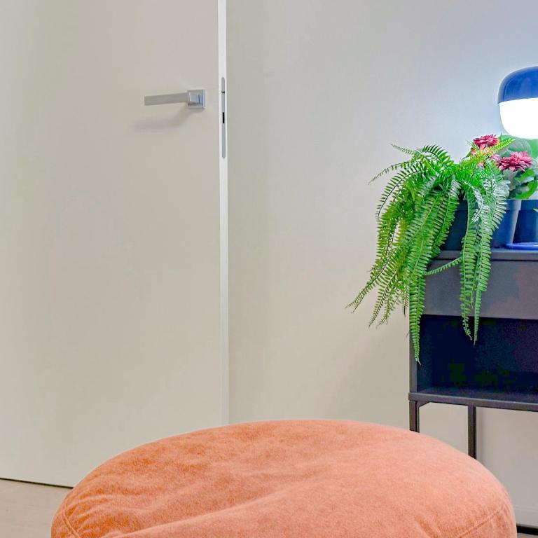 Menotti Suite 11 - 15 min dal Duomo - Appartamento con 2 Camere da Letto - 38