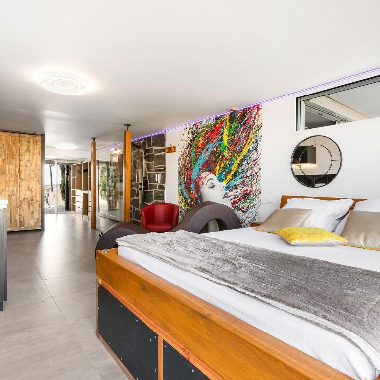 L'atypique - appartement luxe - double terrasse - plage - Port Nature 1 - Village Naturiste - One-Bedroom Apartment - 13