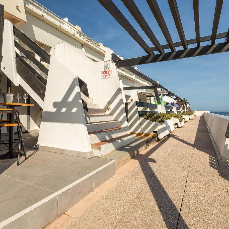 L'atypique - appartement luxe - double terrasse - plage - Port Nature 1 - Village Naturiste - One-Bedroom Apartment - 21