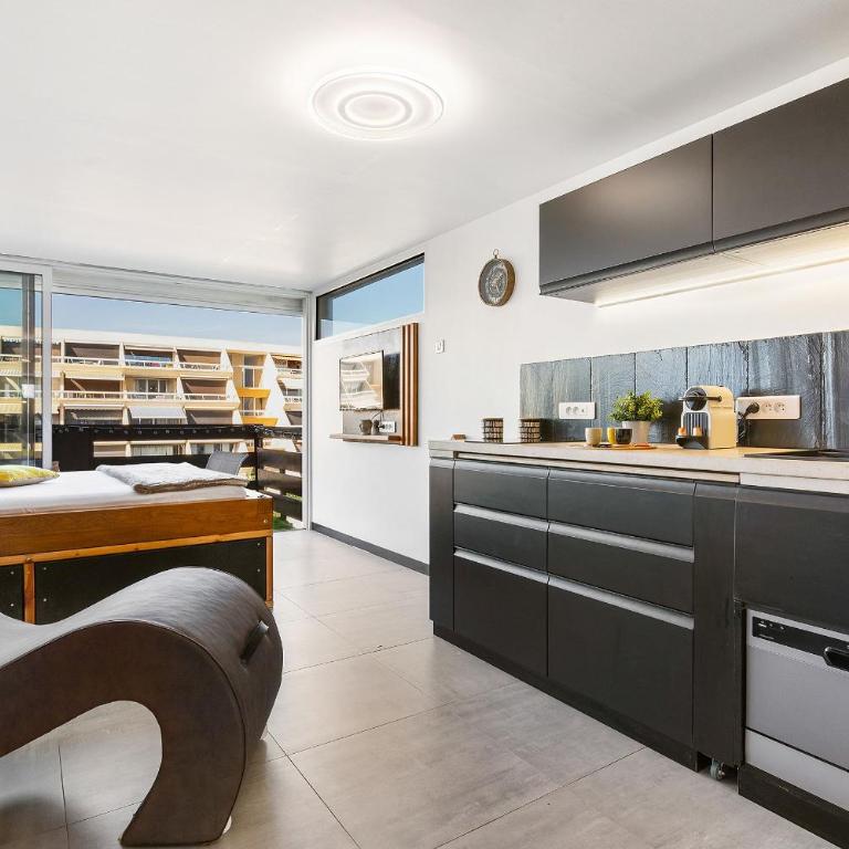 L'atypique - appartement luxe - double terrasse - plage - Port Nature 1 - Village Naturiste - One-Bedroom Apartment - 7