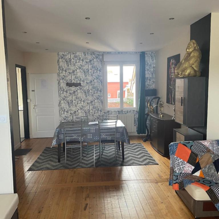 Appt 56m2 en plein centre ville et mer a 200m - Apartamento de 1 dormitorio - 2