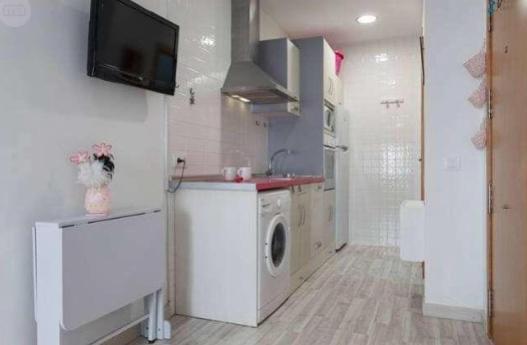 PRECIOSO Y PEQUEÑO LOFT CENTRO DE CONIL - Apartamento de 1 dormitorio - 5