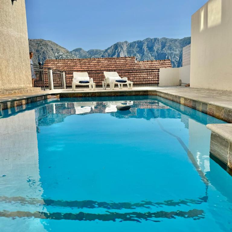 Prcanj sunny port apartments with shared pool - Superior Apartman sa 3 Spavaće Sobe - 7