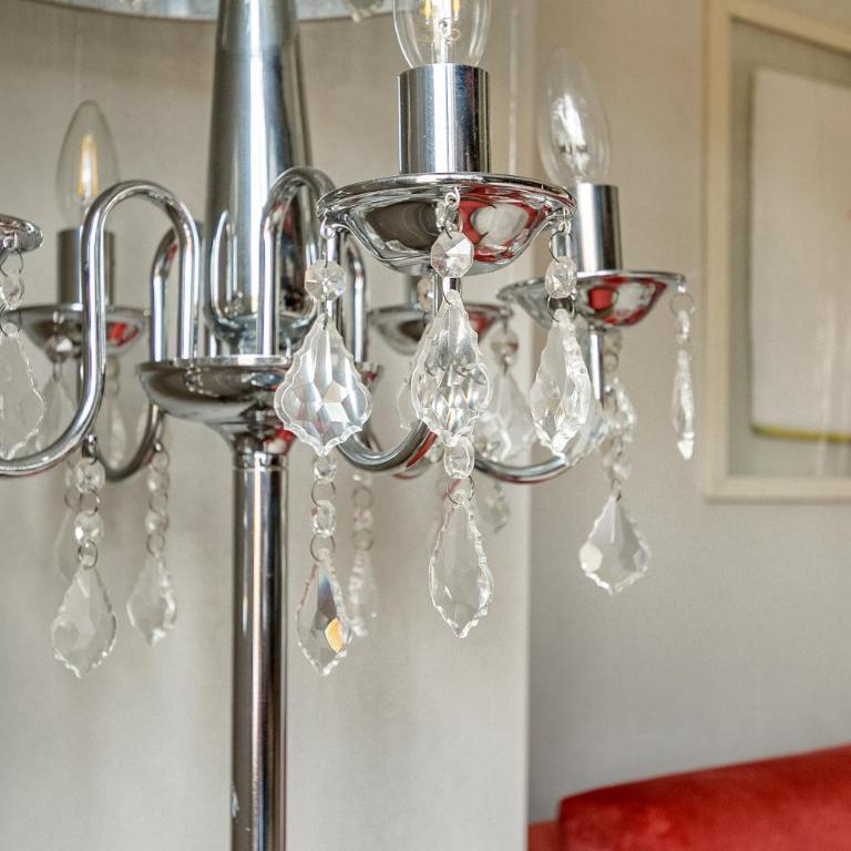 HomyCare Stylish apartment with jacuzzi & balcony steps from Duomo - Appartamento Deluxe - 30