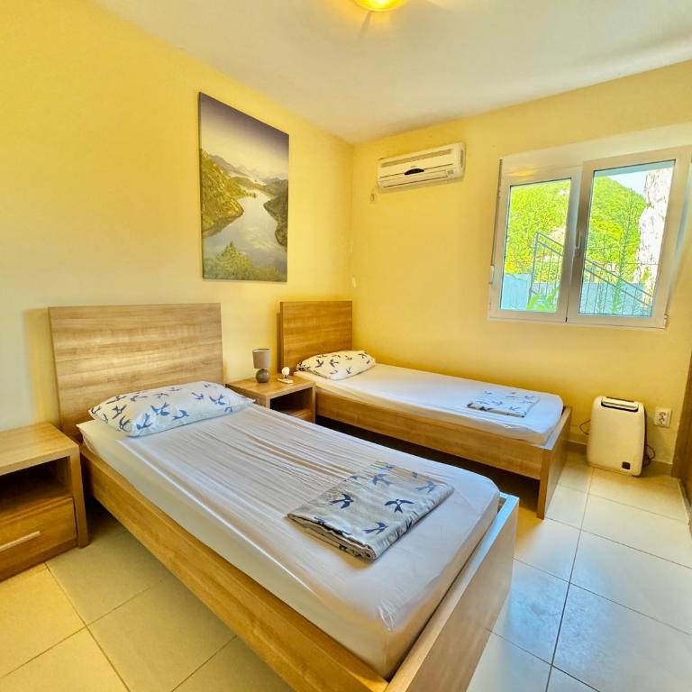 Prcanj sunny port apartments with shared pool - Superior Apartman sa 3 Spavaće Sobe - 13