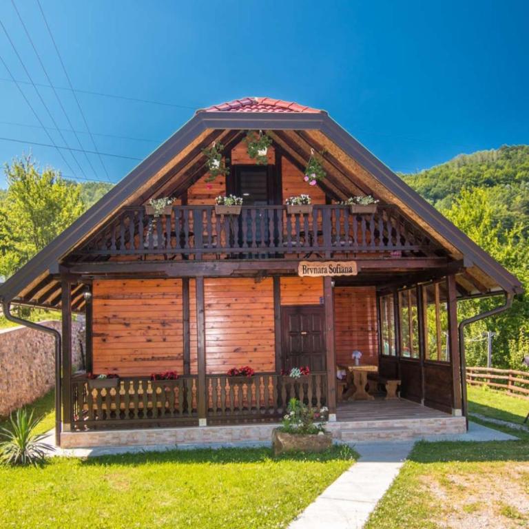 Brvnara Sofiana - Kuća sa 2 Spavaće Sobe - 1
