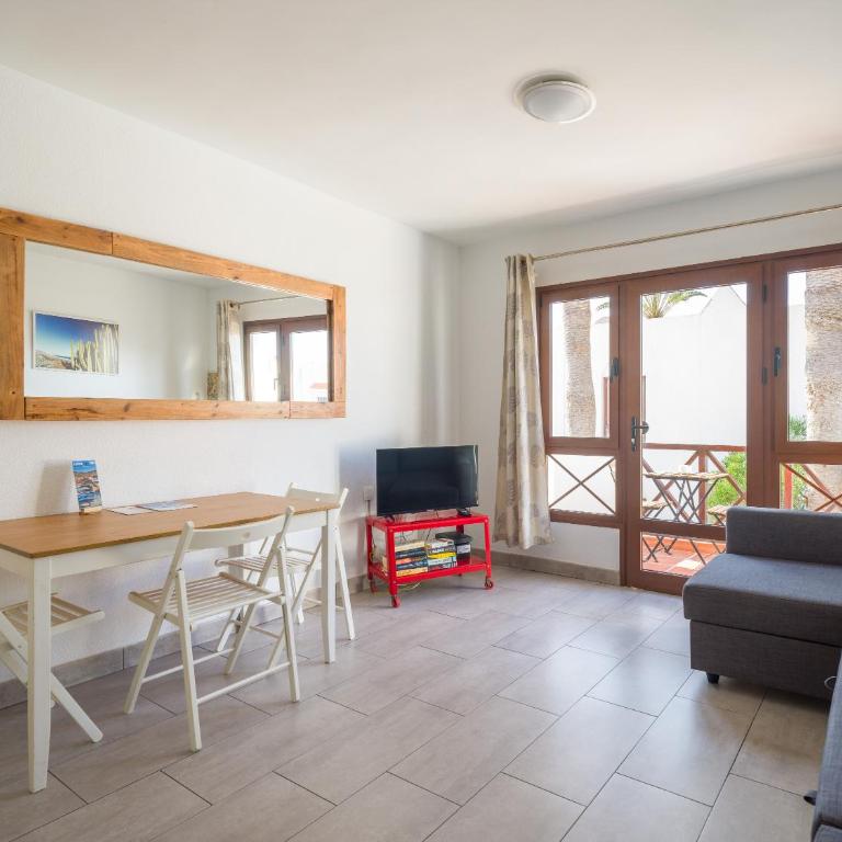 INEIKA in Corralejo - Balcony & Poolside - Apartamento de 1 dormitorio - 3