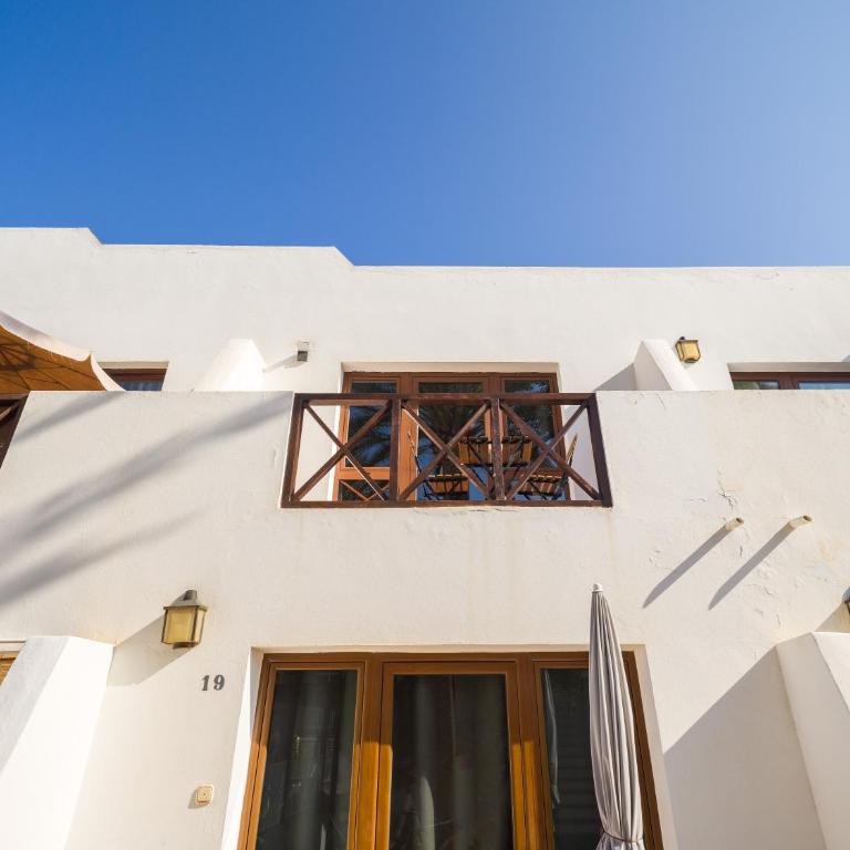 INEIKA in Corralejo - Balcony & Poolside - Apartamento de 1 dormitorio - 20