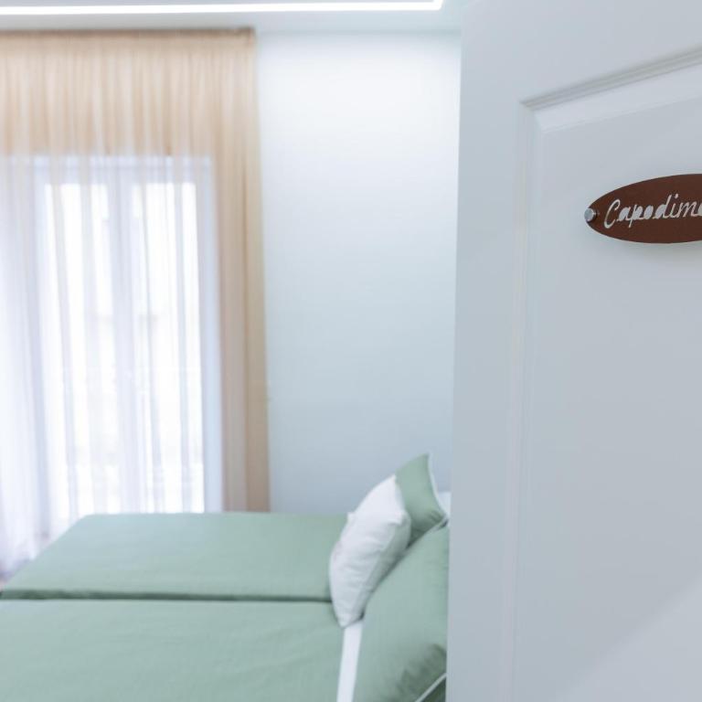 Iannò Napoli Rooms - Camera Deluxe Matrimoniale/Doppia con Letti Singoli - 2