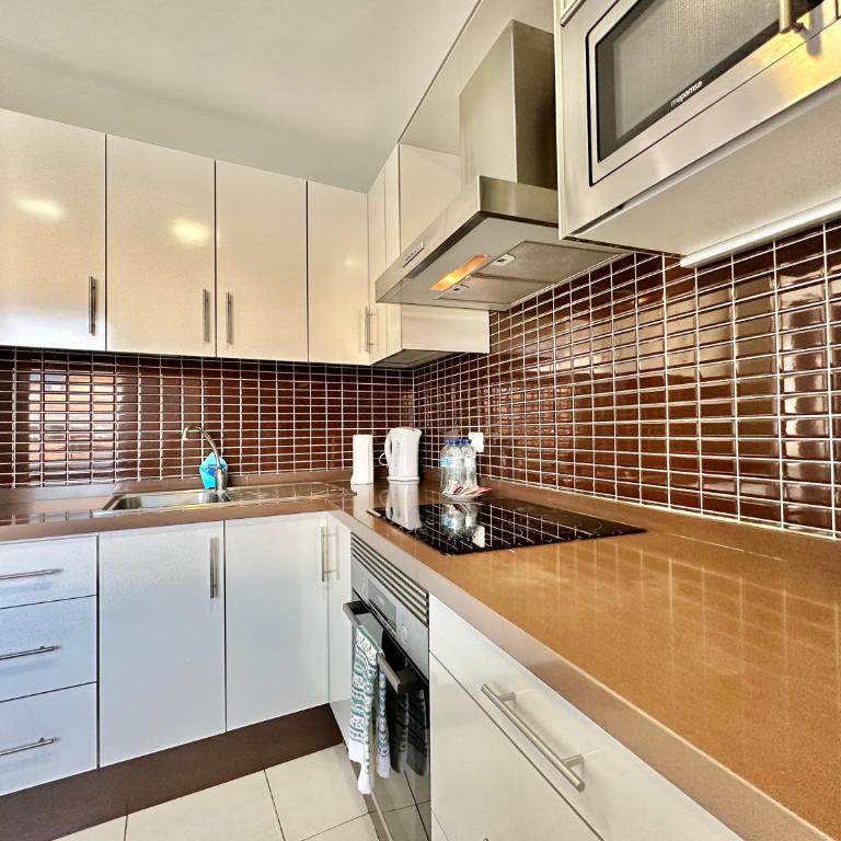 Sunshine Playa Arena - Apartamento de 2 dormitorios con terraza y vistas al mar - 26