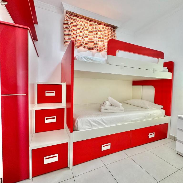 Sunshine Playa Arena - Apartamento de 2 dormitorios con terraza y vistas al mar - 21