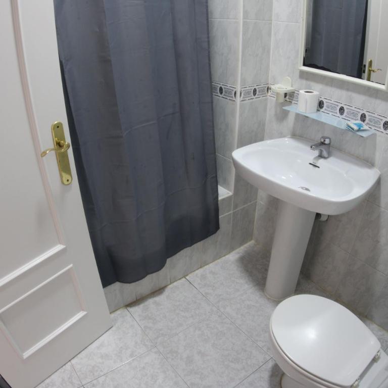 Apartamentos Marina Internacional - Apartamento de 2 dormitorios con terraza - 6