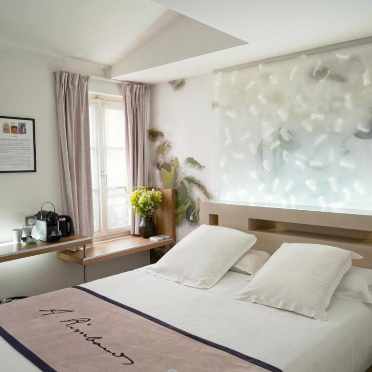 Hôtel Littéraire Arthur Rimbaud, BW Signature Collection - Classic King Room with One King Bed and One Single Bed - Non-Smoking - 5