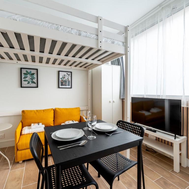 Close to Montmartre l Fully equipped studio - Apartamento de 1 dormitorio - 2
