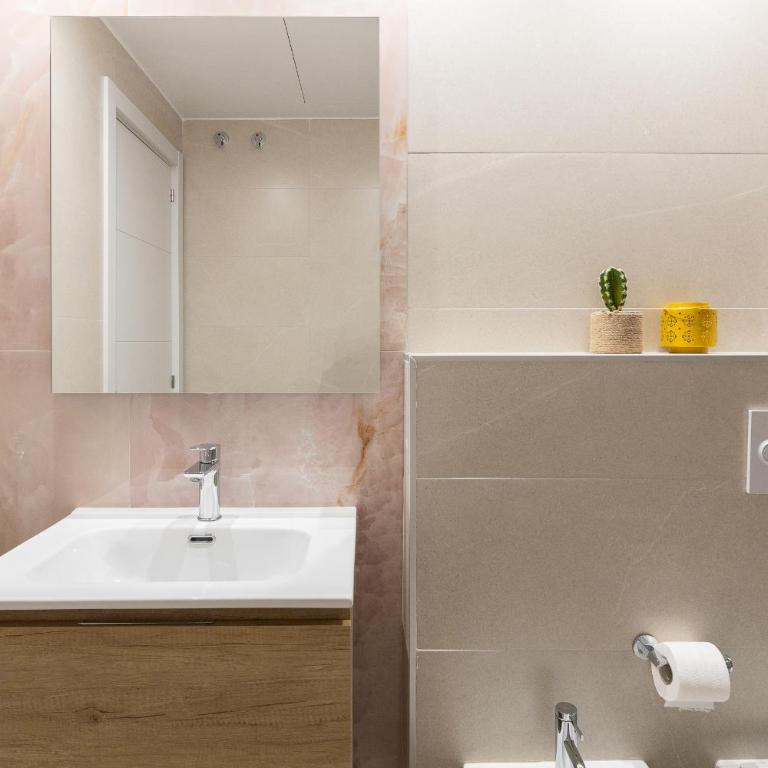 Cosmo Apartments Consell de Cent - Plaza Universitat - Duplex Apartment - 15