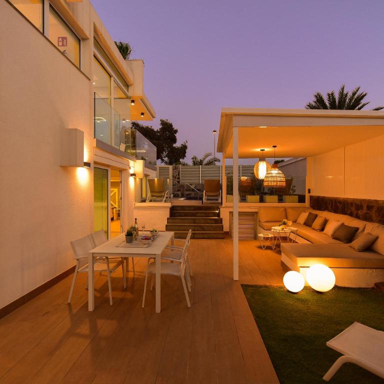 Blue Ocean by VillaGranCanaria - Villa - 37