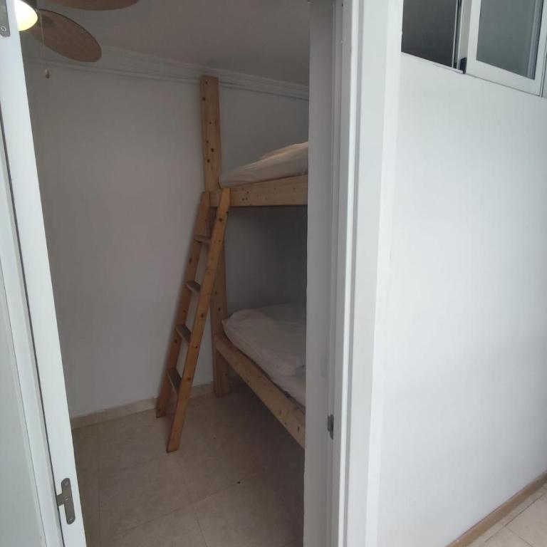 La Ventana Azul Surf Hostel - Habitación Doble Económica - 2
