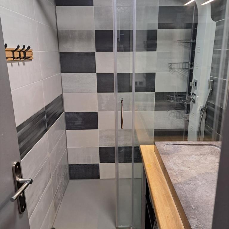 Capri Bali 56, Superb Appart rénové, vue mer, parking, wifi - Apartamento de 2 dormitorios - 13
