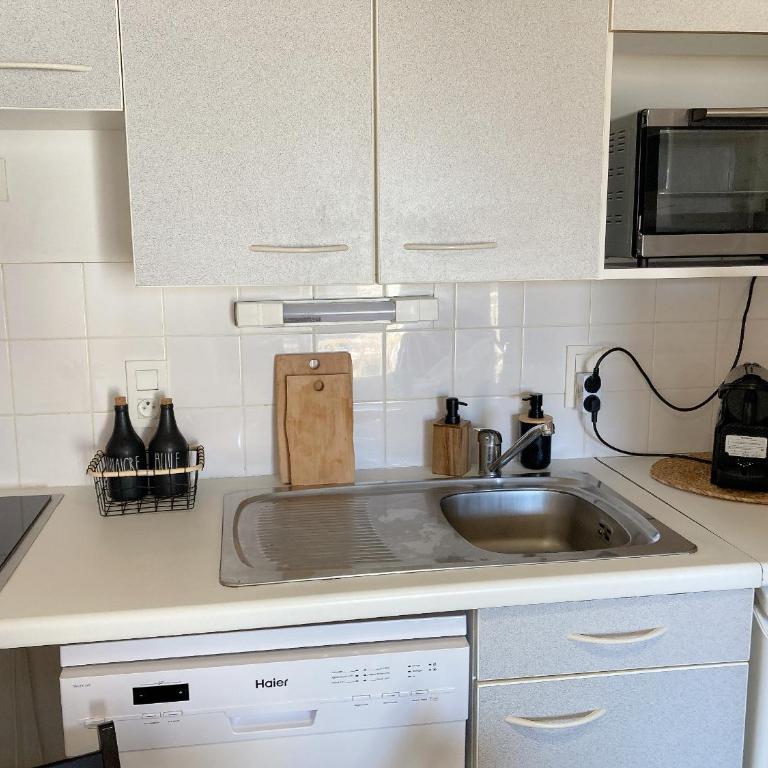 Les SARDINES BLEUES - 2 à 4 vacanciers - Terrasse - Piscine dans résidence - Plages et Commerces à pied - Appartement 2 Chambres - 18