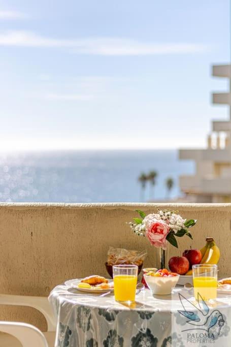 Bright Apt 2 BDR, with sea views, Benalbeach - One-Bedroom Apartment - 27